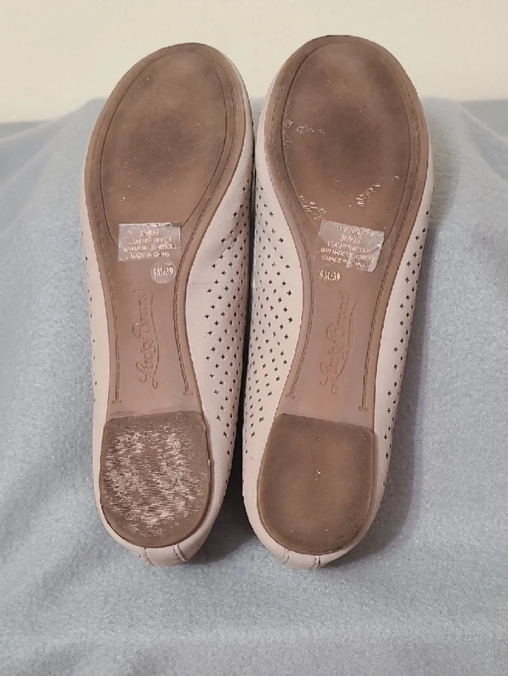Lucky Brand Taupe Perforated Leather Ballet Flats - Size‎ 9M